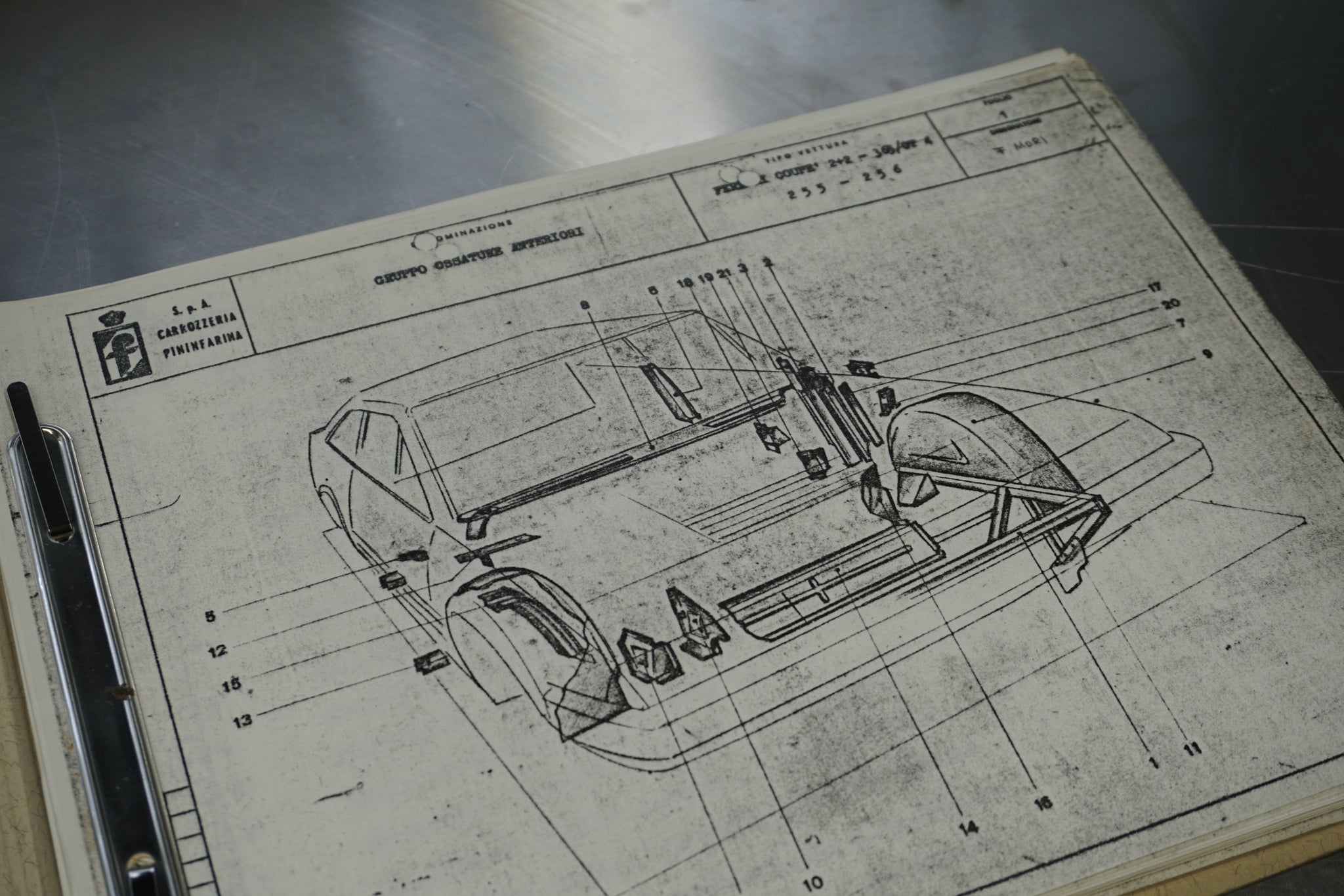 Ferrari 365 GT4 - Instruction Book (Copy)